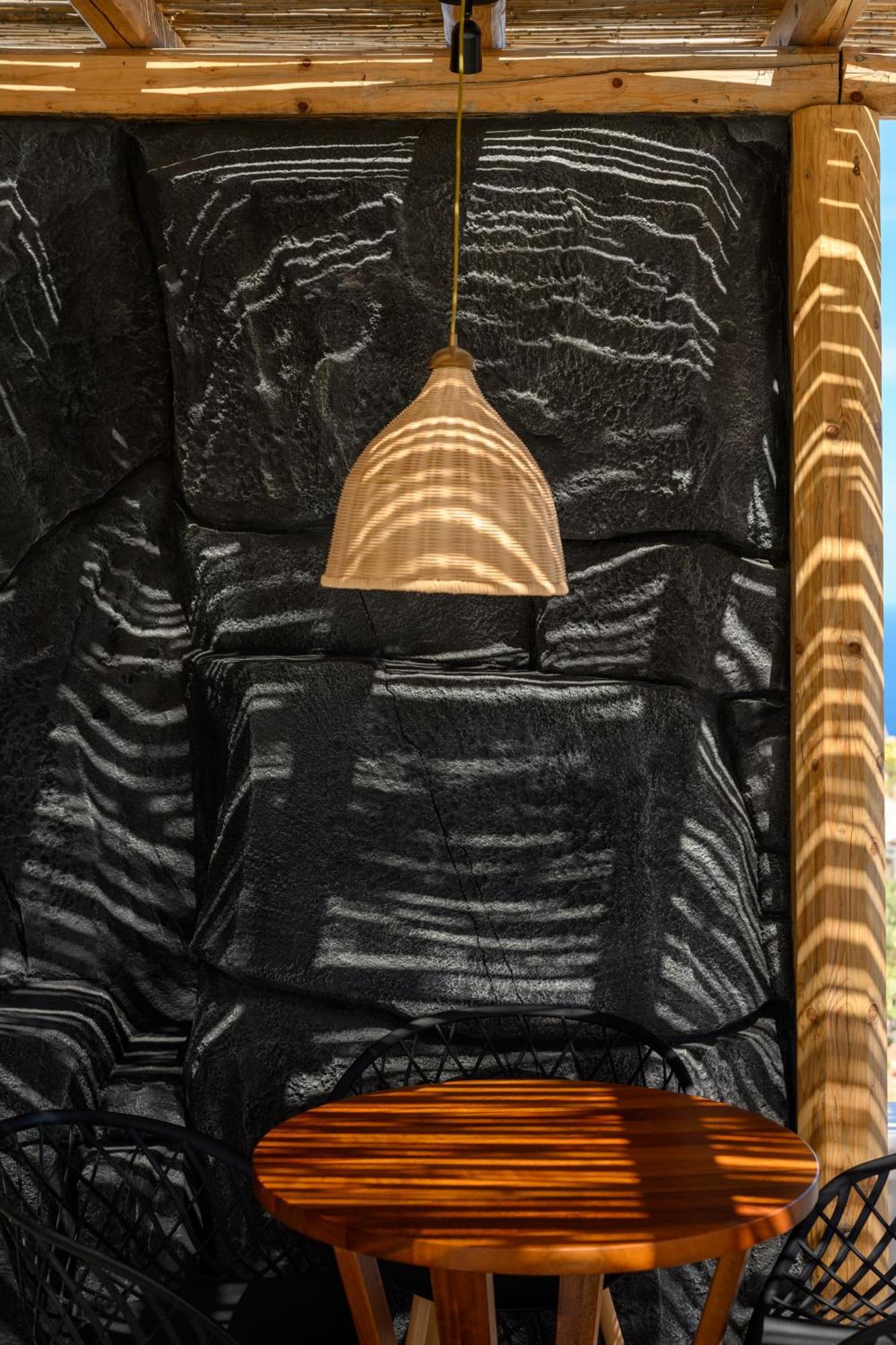 Leon Luxury Suites 易莫洛林 外观 照片