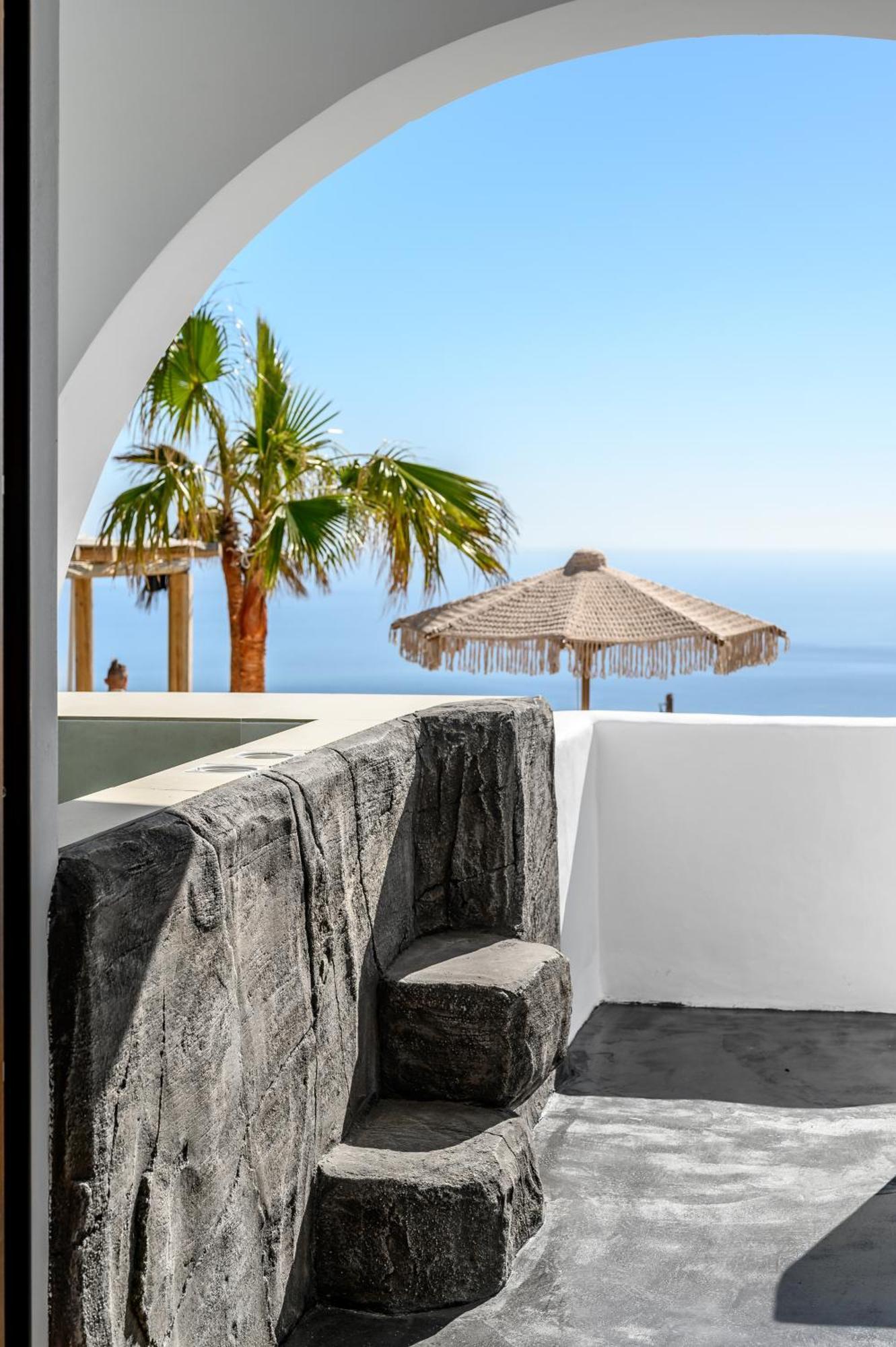 Leon Luxury Suites 易莫洛林 外观 照片